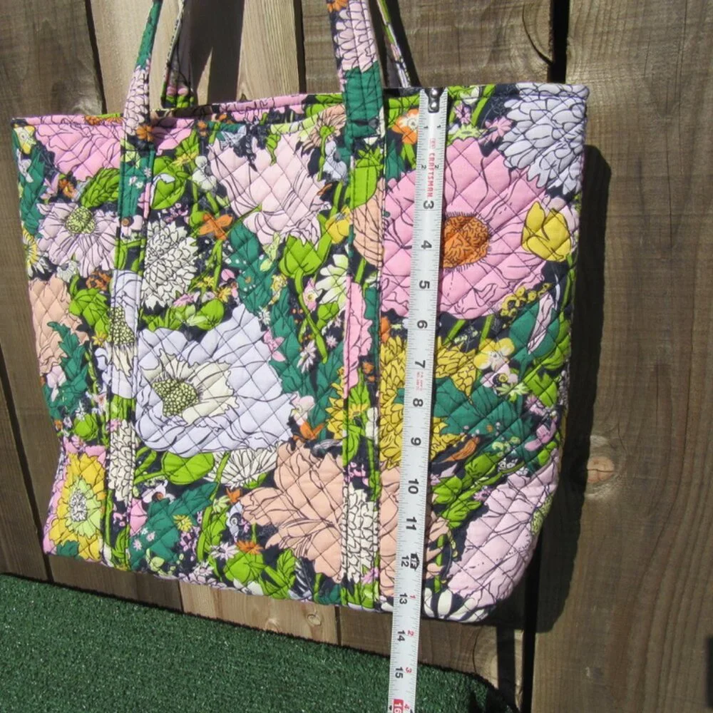 Brand New Vera Bradley Bloom Boom Quilted Cotton Fabric Tote Bag - Picture 7 of 12